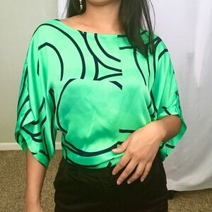 New York & Company Lime Green Batwing Blouse S
